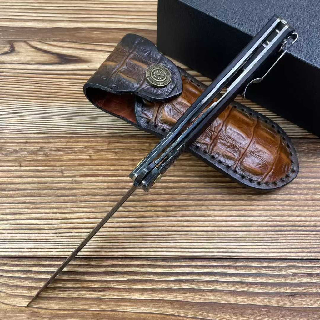 New Folding Knife VG10 Damascus Blade Wood Handle Liner Lock Knife VTF157