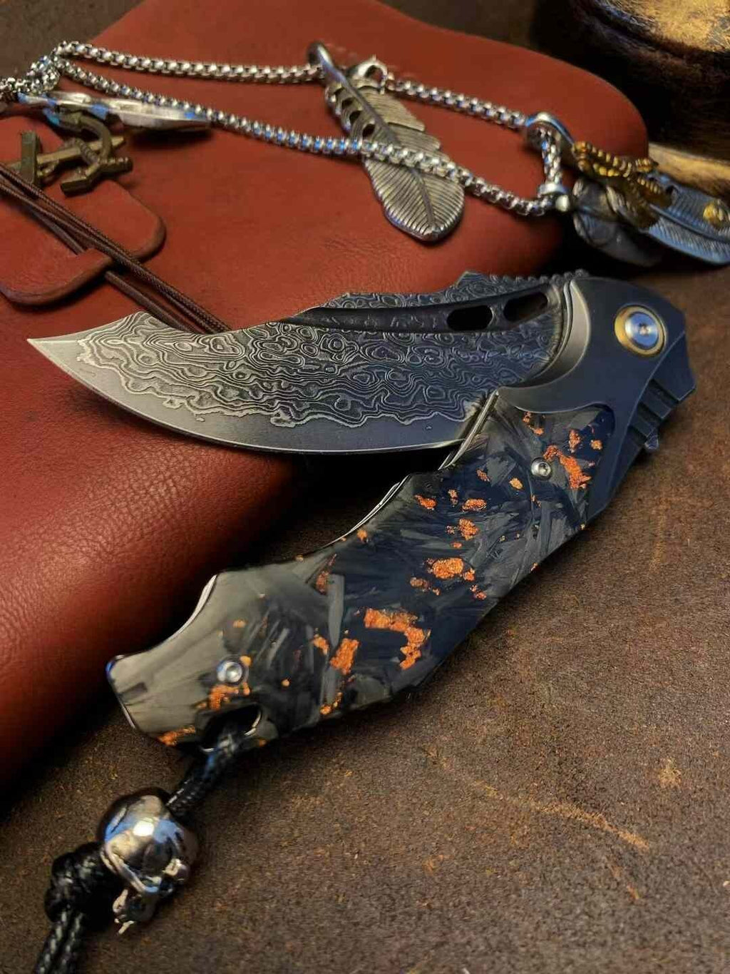 New FoldingKnife Damascus Blade Pocket Camping Outdoor Utility Knife VTF172