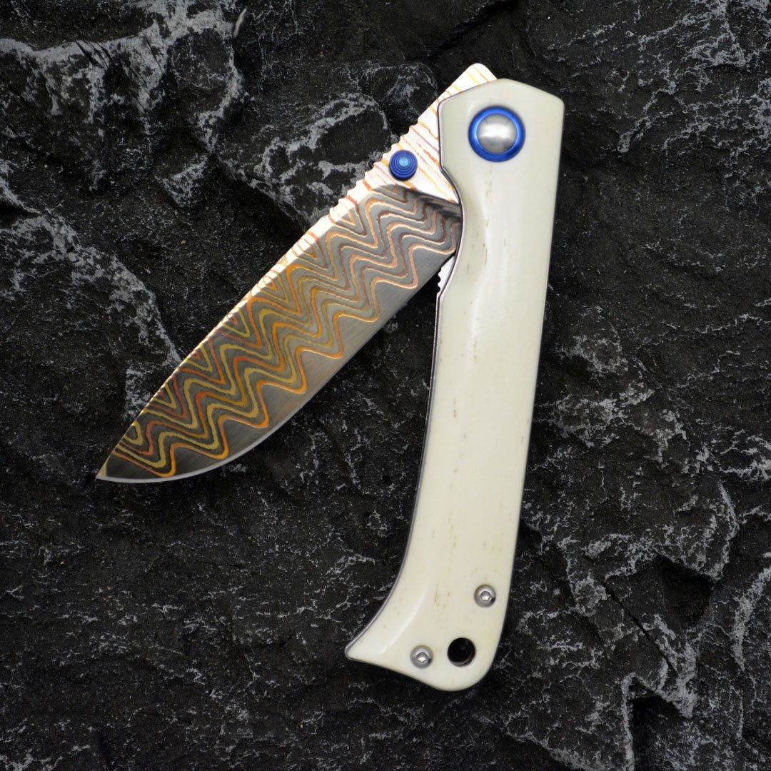 7.5''New Grade Copper Damascus Blade Bone Handle Camping EDC Folding Knife VTF13