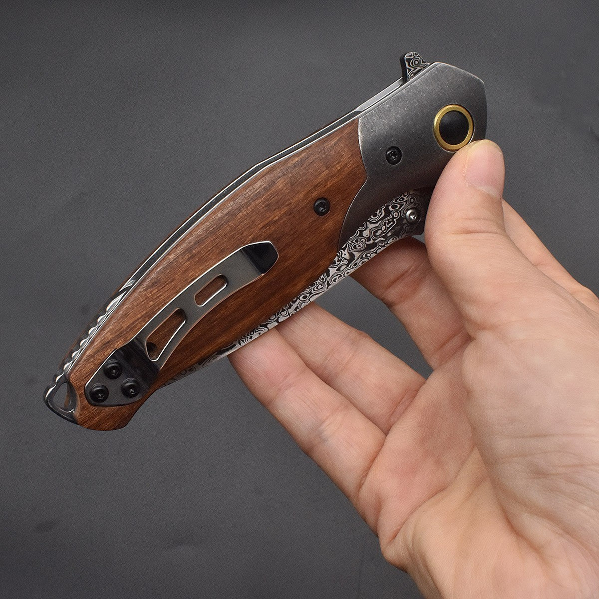 New Folding Knife VG10 Damascus Blade Wood Handle Outdoor PocketKnife VTF38