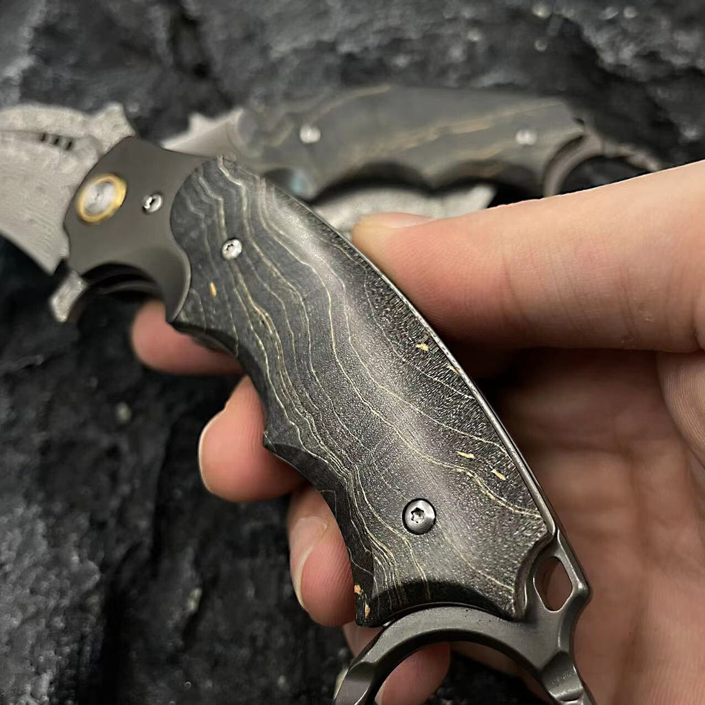 New VG10 Damascus Blade Wood Handle Collection Outdoor Folding Knife C02