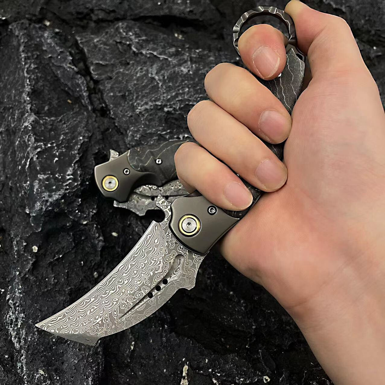 New VG10 Damascus Blade Wood Handle Collection Outdoor Folding Knife C02