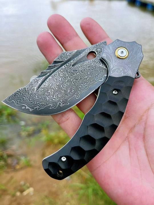 New Manual Folding VG10 Damascus Blade Ebony Handle Pocket Folding Knife VTF23